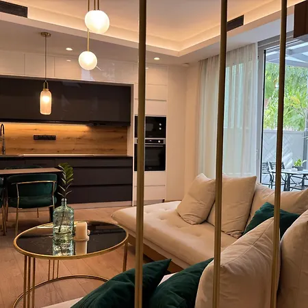 Ethyr Atrium דירה