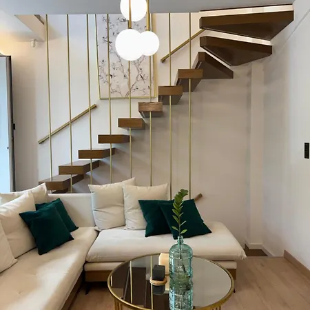 Ethyr Atrium דירה